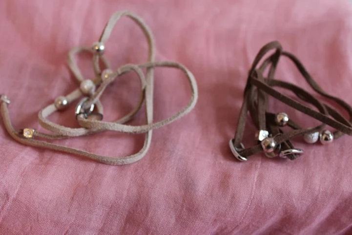 Pulseras con cuentas para atar nuevas – photo 4